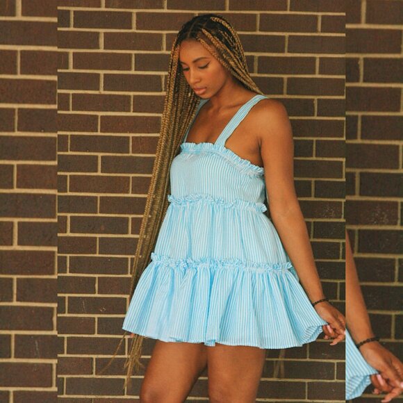 SMALL Striped Baby Blue Dress (6) - Picture 3 of 3